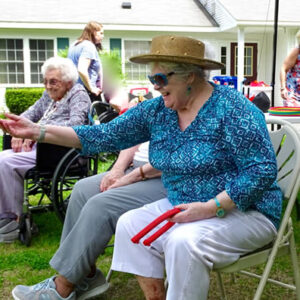 Vermont dementia care resident throws horseshoe